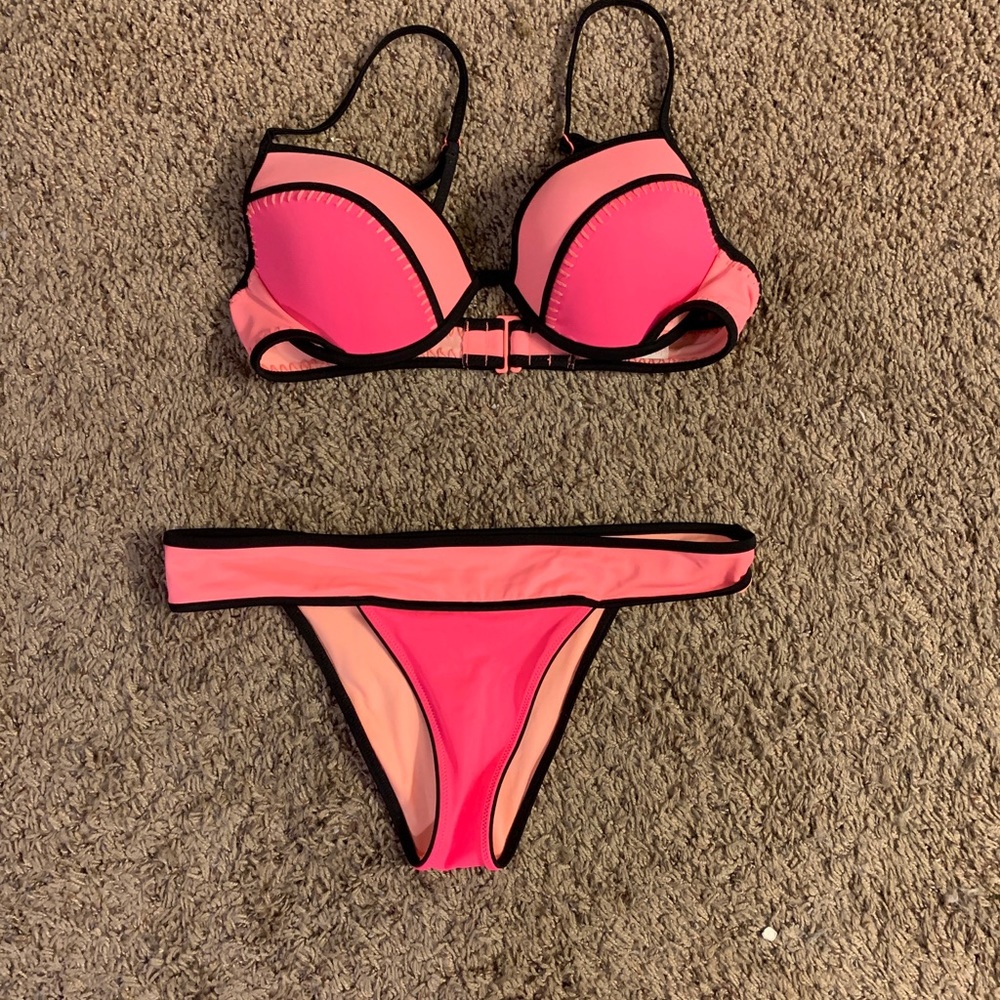 Bathing suit